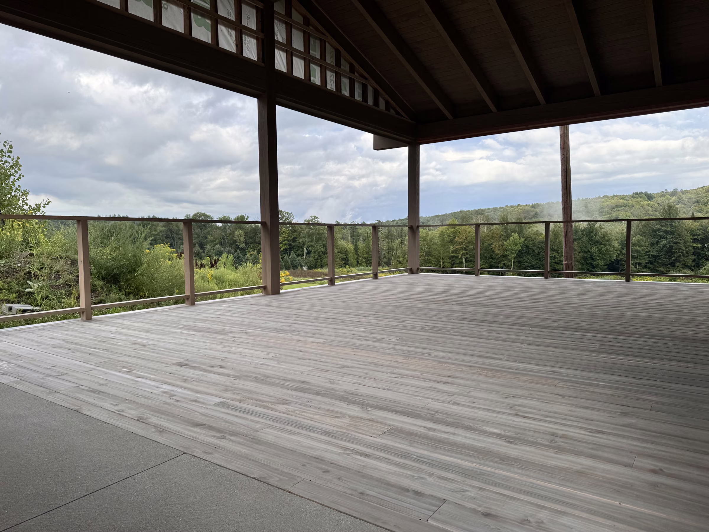La terrasse couverte achevée